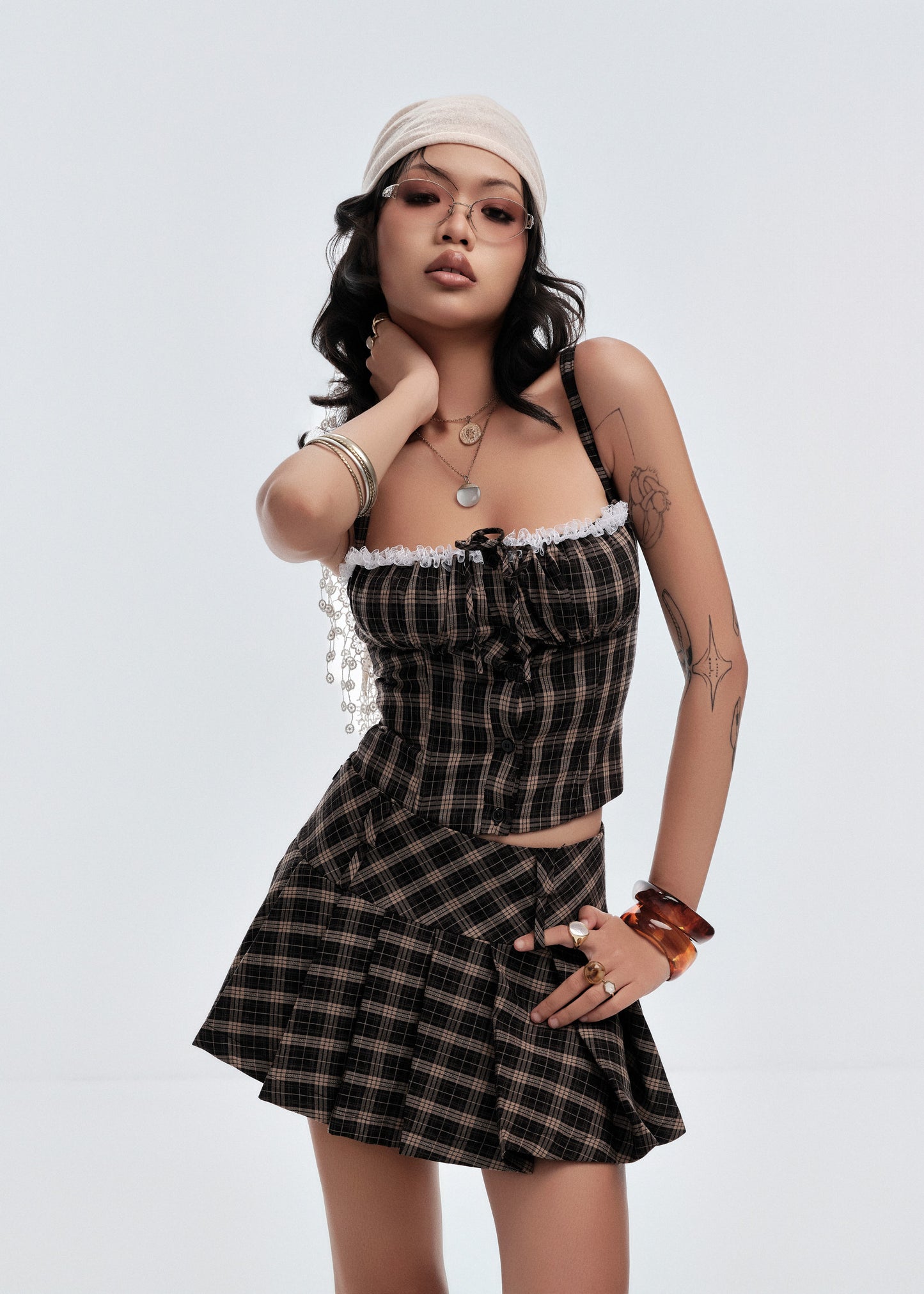 Prepster Plaid Top - in Mocha