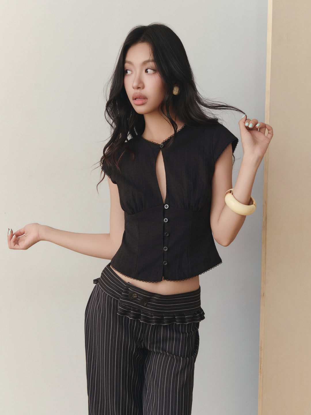 Solar Top - in Black