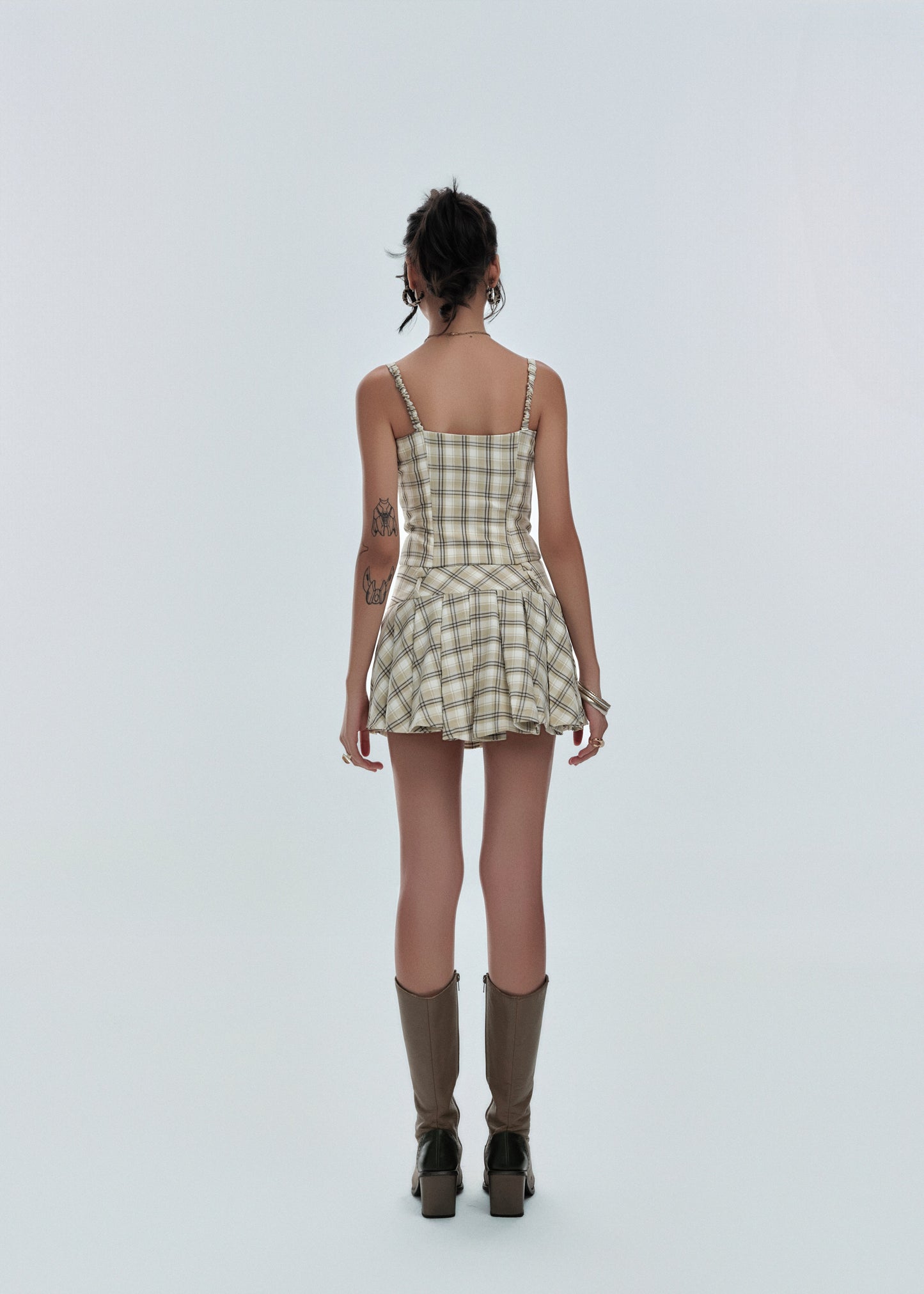 Prepster Pleated Skort - in Olive